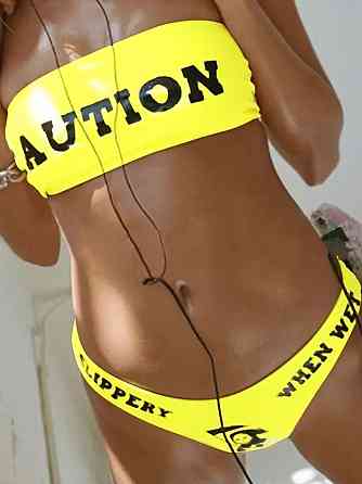 Купальник с надписями раздельный S желтый Киев