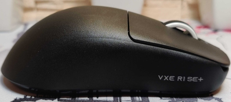 Легка бездротова геймерська мишка Vgn Vxe Dragonfly R1 SE+ з сенсором Pixart 3395 SE. Киев - изображение 8