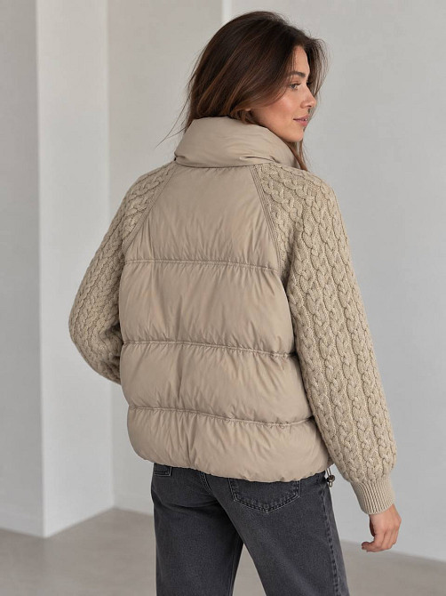 Куртка жіноча YZY 30790 пуховик oversize з в’язаними рукавами демісезонна one size, бежевий, one size Київ - фото 3