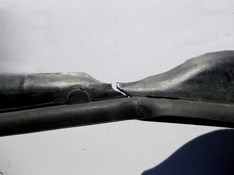 Mercedes-Benz  A2228260058 Ущільнювач лівої фари, зверху тріщина S-Class W222 Одеса - фото 3