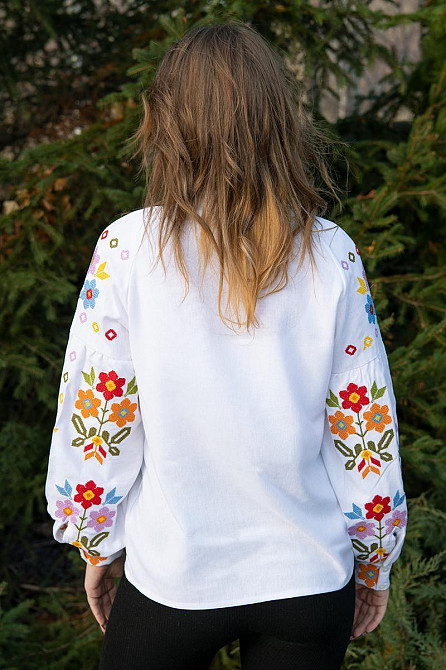 Жіноча вишиванка-сорочка з вишивкою лляна, біла топ Київ - фото 4