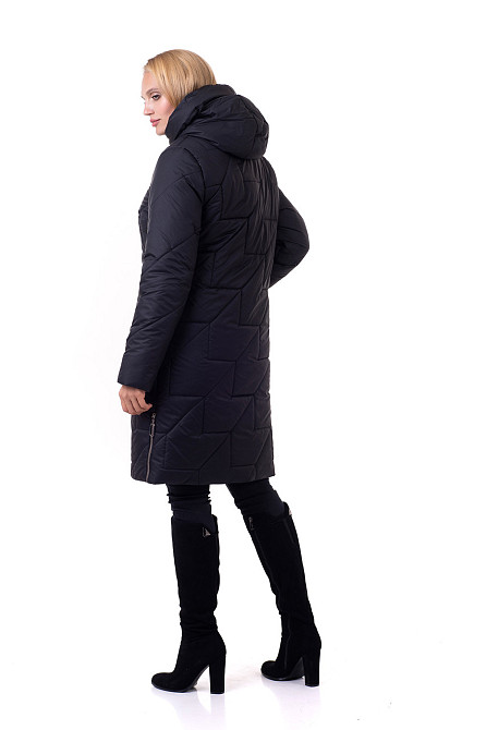 Жіноча зимова куртка пуховик із капюшоном чорного кольору. Київ - фото 4