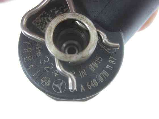 Mercedes-Benz  A6400701187 Форсунка паливна дизельна OM640 Одеса