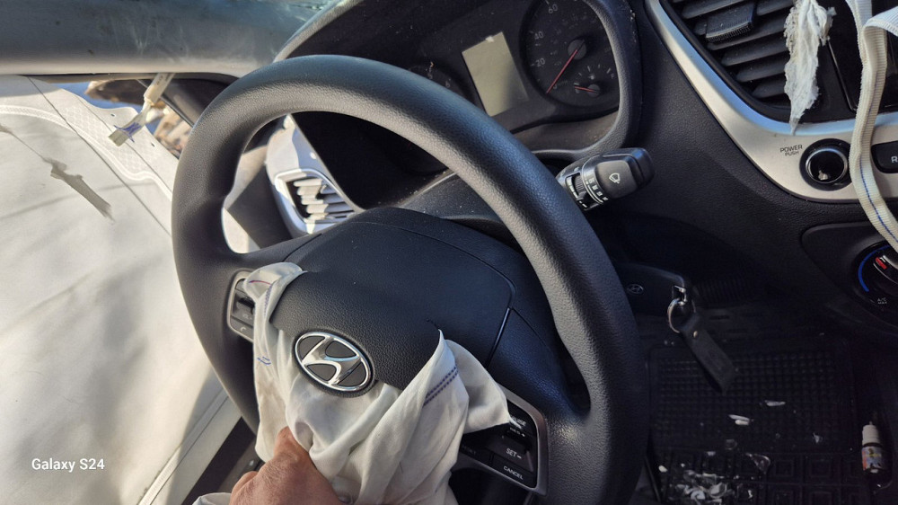 Hyundai Accent 2017–2021 Руль с кнопками Киев - изображение 1