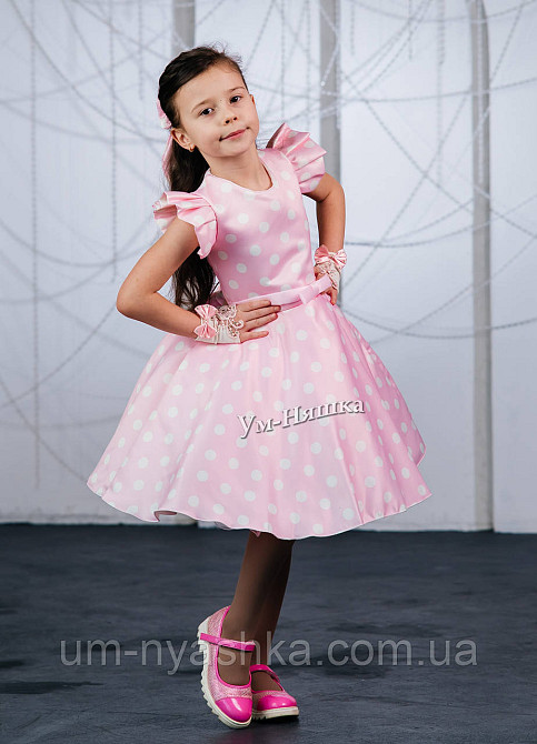 Пышное нарядное платье в ретро стиле 