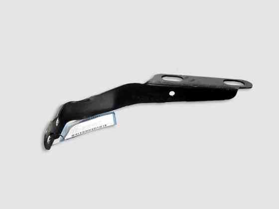 Mercedes-Benz  A2044924241 Кронштейн випускної труби до АКПП при двигуні OM651 R4 2.2 cdi E-Class W212 C207 C-Class W204 Одеса