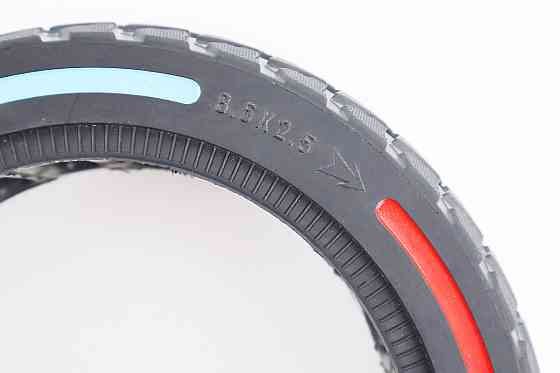 Шина з гумою литою 8,5"х2.5 дорожня (електросамокат) Киев