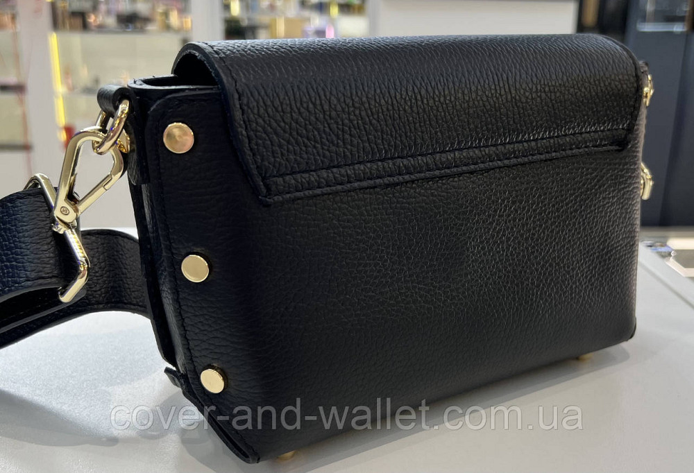Стильная женская сумка кросс-боди из фактурной кожи черного цвета Virginia Conti Киев - изображение 4