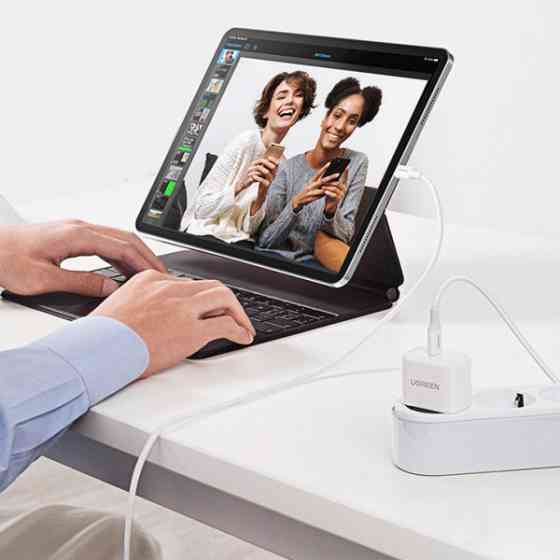 Зарядний пристрій 1xUSB 20W (USB С QC4.0+/PD3.0) Mini Charger White CD241 Ugreen (10220) Киев