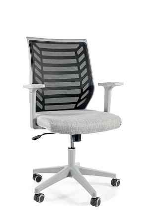 Крісло поворотне Q-320 чорне/сіре Дніпро