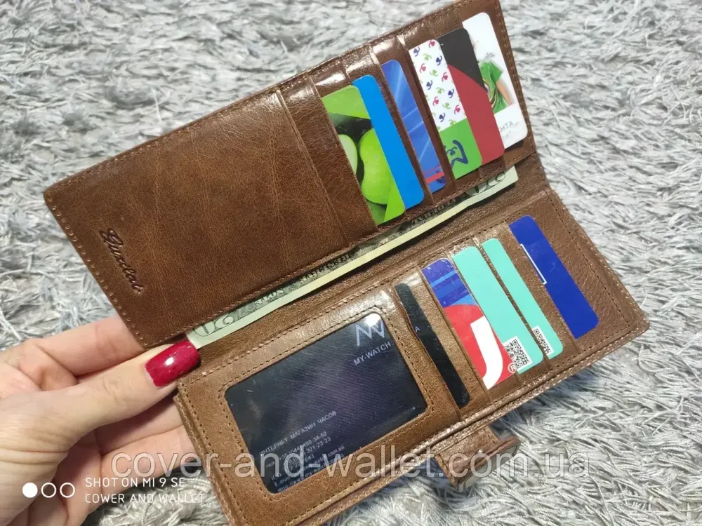 Велика шкіряна кредитниця для пластикових карток коричневого кольору Guxilai Київ - фото 3