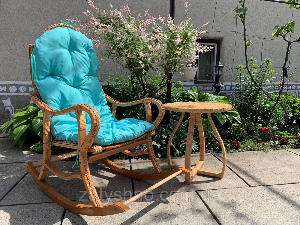 Крісло гойдалка з лози з блакитною накидкою Київ - фото 4