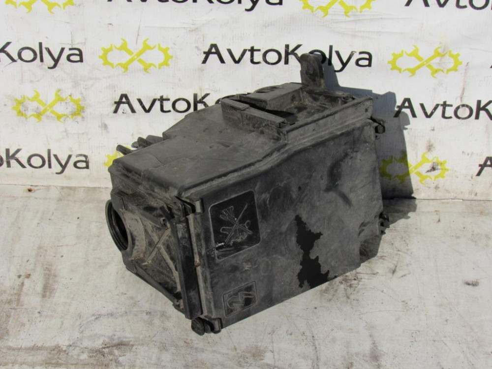 Корпус блоку запобіжників Renault Trafic III 2014-2021 Ковель - фото 1