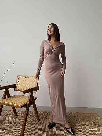 Стильне жіноче плаття максі з вирізом на грудях мікродайвінг Моко, 46-48 Одеса