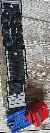 Вантажівка з причепом “Optimus Prime” з мультфільму Трансформери. Київ