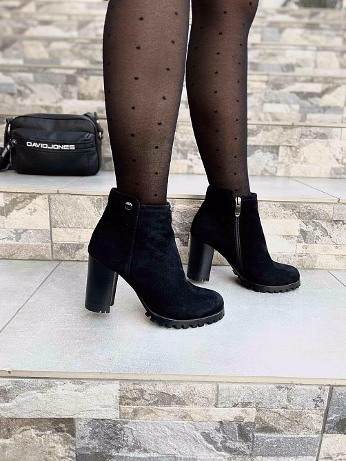 Черевики жіночі VELONY чорні натуральна замша висота 10см каблук 8,5см 35р.-22,5см. (1173) Коломыя - изображение 8