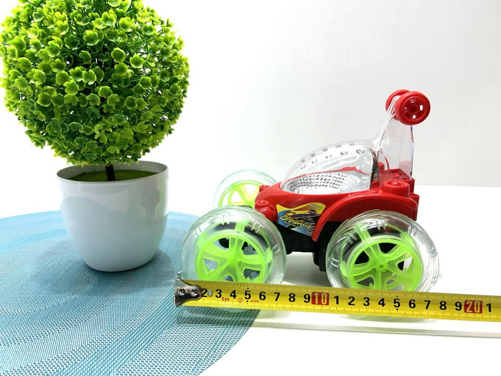 Машина Перевертень трюкова радіокерована зі колесами, що світяться, 18 см Червона (3048) Чернігів - фото 2