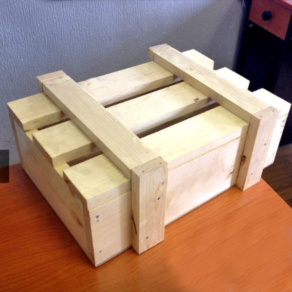 Подарочная коробка 