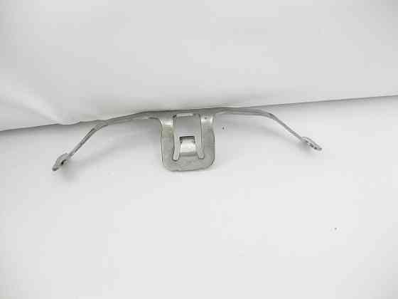 Mercedes-Benz  A0009934607 Утримуюча скоба - пружина скоби переднього гальмівного супорта E-Class W212 C207 C-Class W204 CLS C218 Одесса