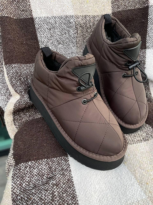 ITTS Угги жіночі ITTS шоколадні плащівка з натуральним мехом висота подошви 4/5 см розмір 38 41 Коломия - фото 1