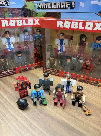 Набор коллекционных фигурок с аксессуарами Roblox Legends 6 фигурок "Профессии" Коломыя