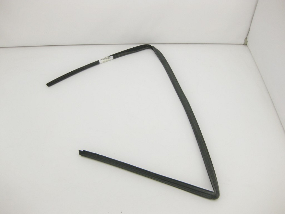 Mercedes-Benz  A2037250225 Ущільнювач опускного скла передніх правих дверей C-Class W203 Одеса - фото 3