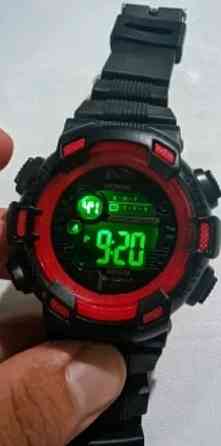 Мужские цифровые часы. Киев