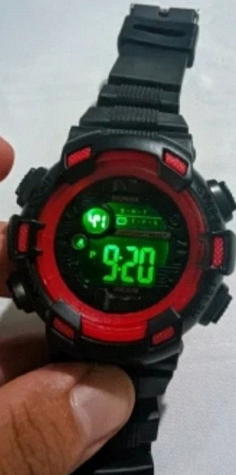 Мужские цифровые часы. Киев - изображение 2