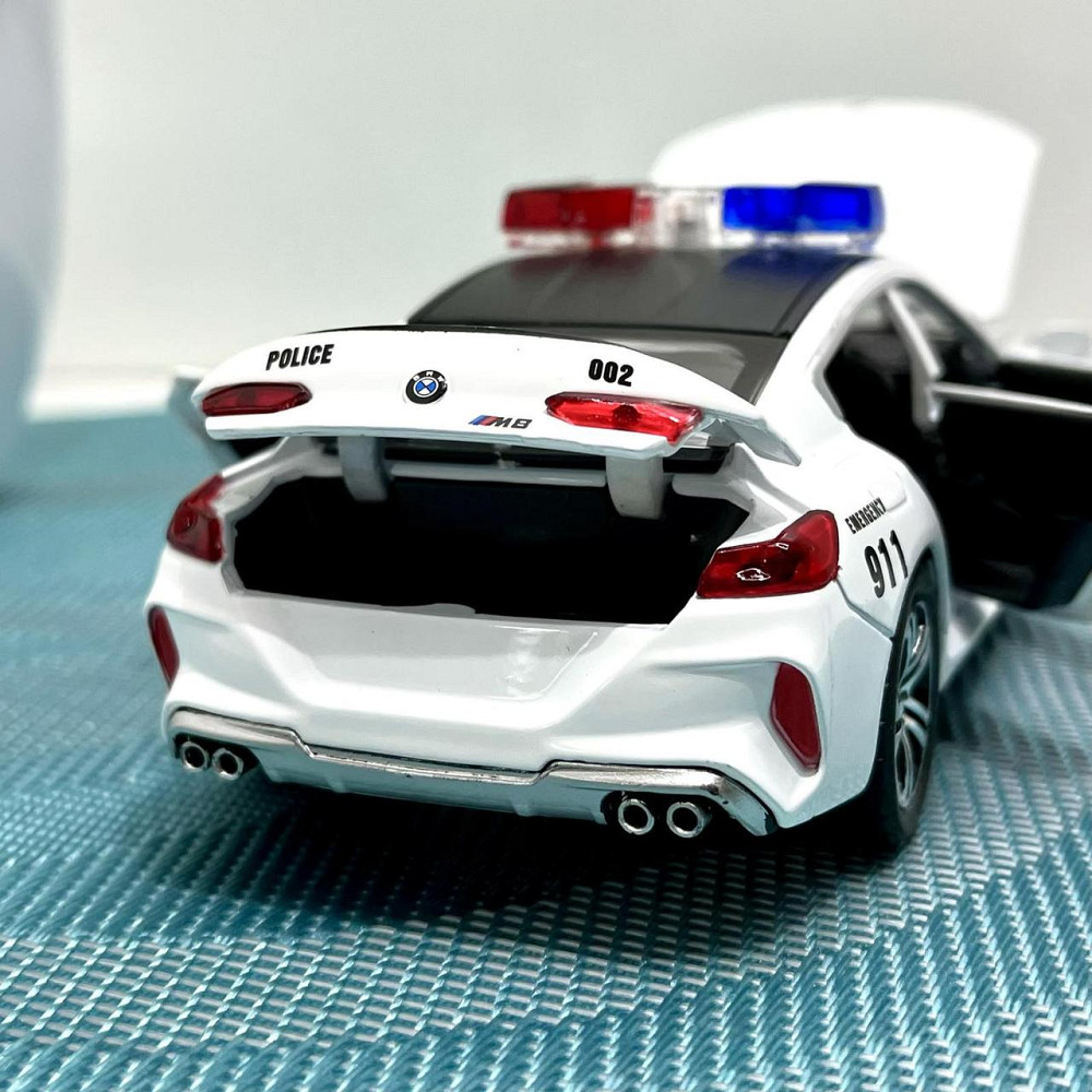 Машина Автосвіт BMW M8 інерційна відчиняються двері 16 см Біла (AP-1958) Чернігів - фото 8