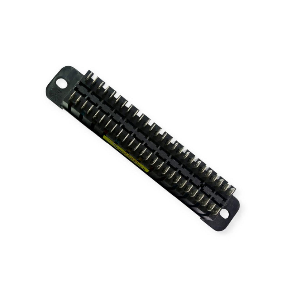 Блок 2101, 2102, 2103, 2106, Таврия 1102-1105, ГАЗ, Богдан, МТЗ, Камаз, Урал Евро предохранителей Мукачево - изображение 1