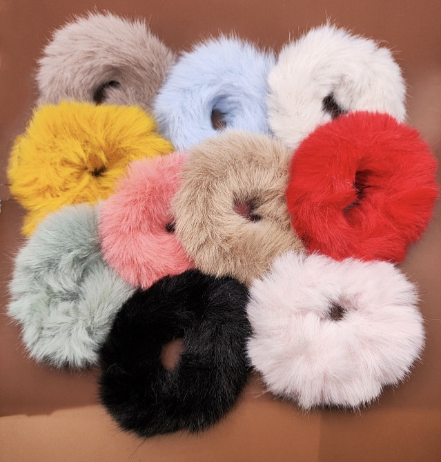 Комплект гумок для волосся зі штучного хутра  10 шт Сміла - фото 1