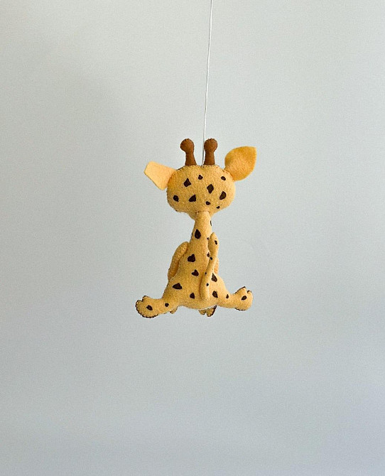 М’яка фетрова іграшка жираф ручної роботи – безпечна розвиваюча іграшка Київ - фото 4
