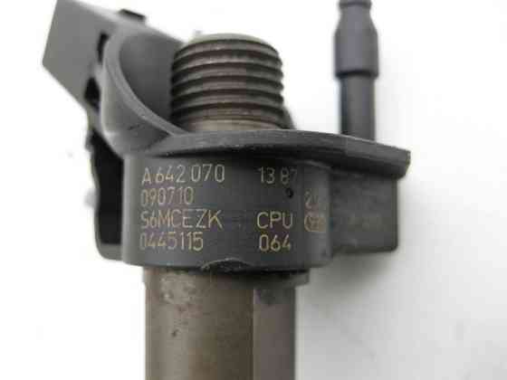 Mercedes-Benz  A6420701387 Паливна дизельна форсунка для двигуна OM642 V6 3.0 cdi Одеса