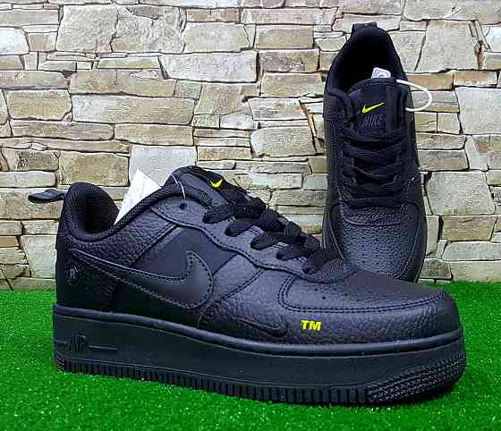 Подростковые кожаные кроссовки Nike Air Force Киев