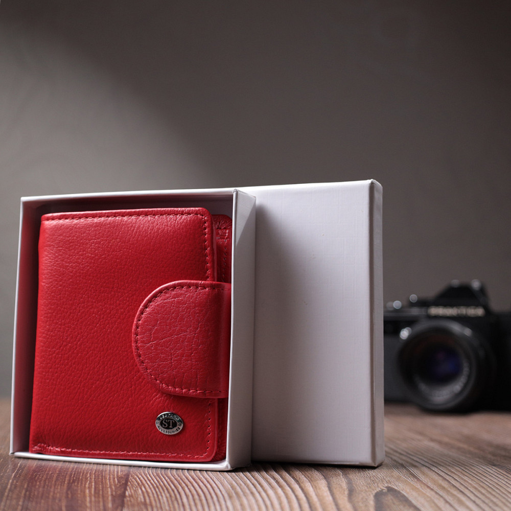 Яскравий гаманець для жінок із кишенею для монет із натуральної шкіри Червоний (ST Leather) Київ - фото 4