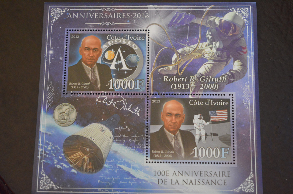 Кот-д’Ивуар. История. Личности. Блок. 2015 год (В-8) Полтава - изображение 1