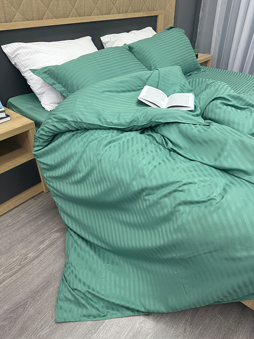 Комплект постільної білизни Страйп-сатин Полуторний з простирадлом на резинці 140х200х25, підковдра 150х220, 2 наволочки 70х70 Бірюзовий (88-211) Київ - фото 8