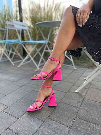 LIRIO Босоніжки жіночі неонові рожеві шкіряні LIRIO L0282/8073-СТ-46 літні / Босоніжки на підбо Коломыя