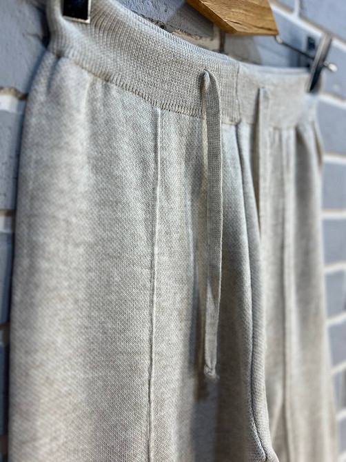 Костюм женский My fashion 202401-101 брюки со стрелкой шнурок и удлиненный свитер оверсайз one size, світло-бежевый, one size Киев - изображение 17