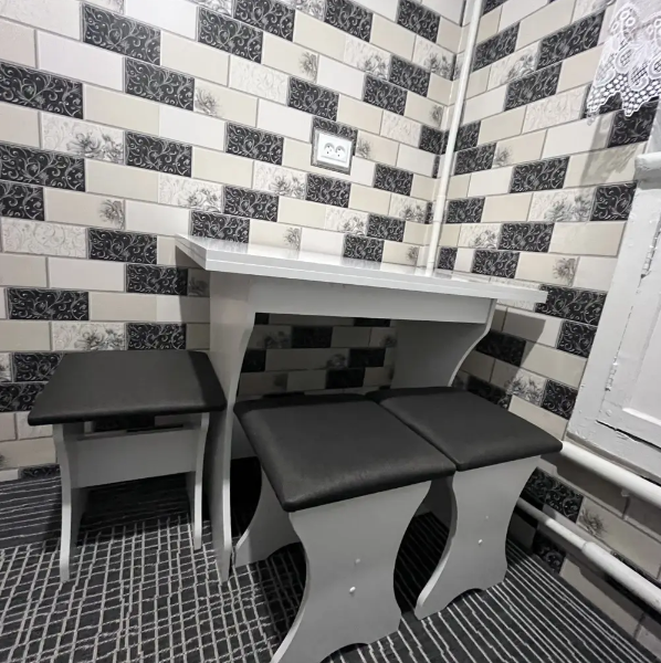 Стол на кухню и 4 мягких табурета (комплект) / Белый Львов - изображение 4