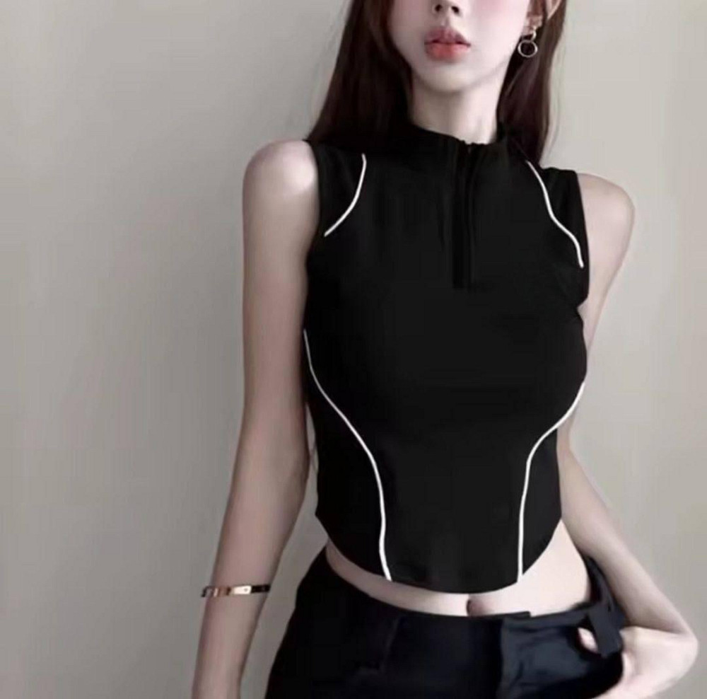 Жіночий стильний топ в спортивному стилі підкреслений білими лініями мікродайвінг Одеса - фото 1