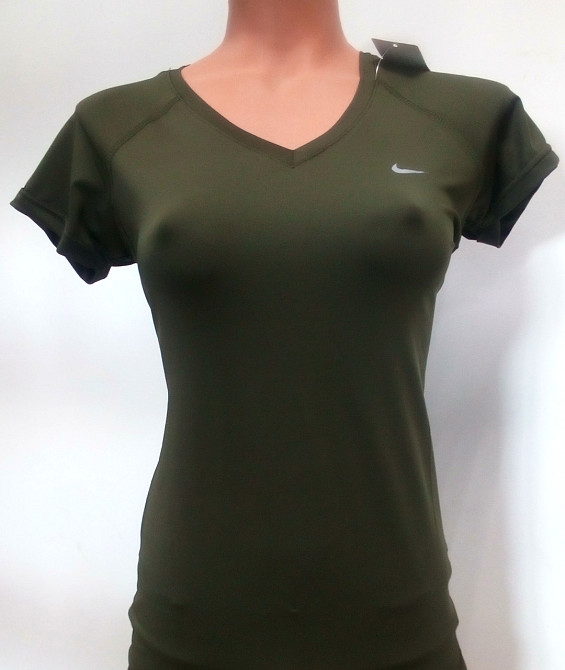 Жіноча спортивна футболка Nike р. S (44) Суми - фото 2