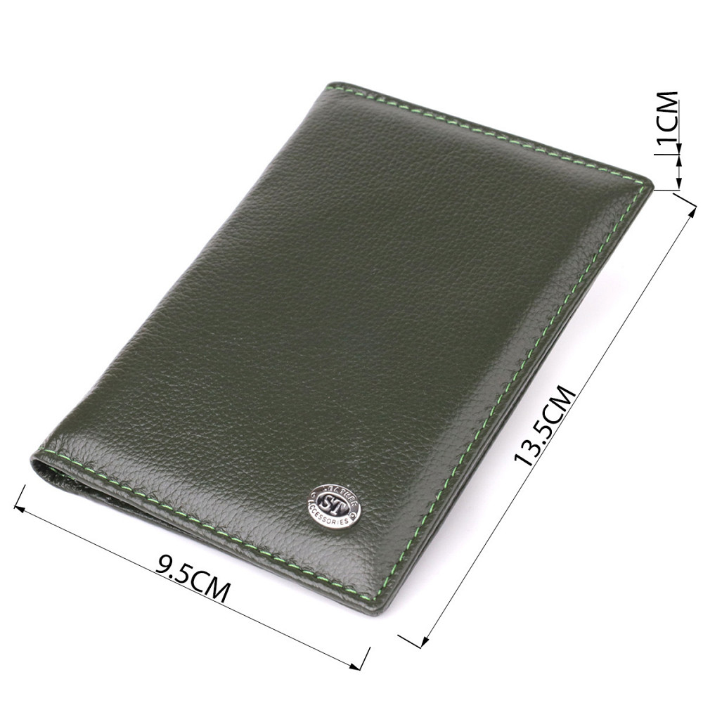 Практичная обложка на паспорт универсального формата из натуральной кожи ST Leather 23081 Зеленый Киев - изображение 3