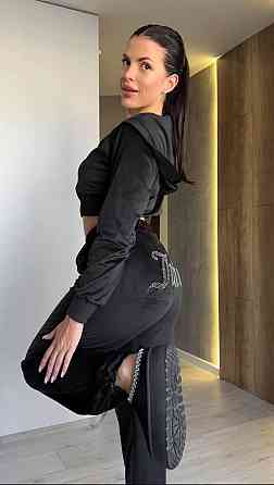 Женский стильный костюм двойка в стиле спорт шик со стразами на ягодицах велюр Черный, 46/48 Одесса