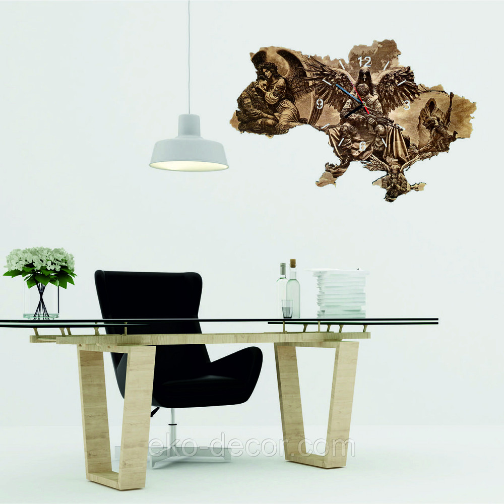 Деревянные настенные часы  