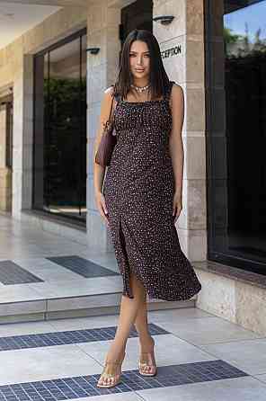 Летнее женское платье миди 