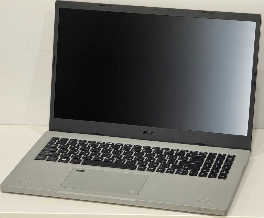 Intel i5-1235U 20GB/512GB 15.6