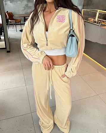 Стильний жіночий велюровий костюм-двійка Жовтий, 42/46 Одеса