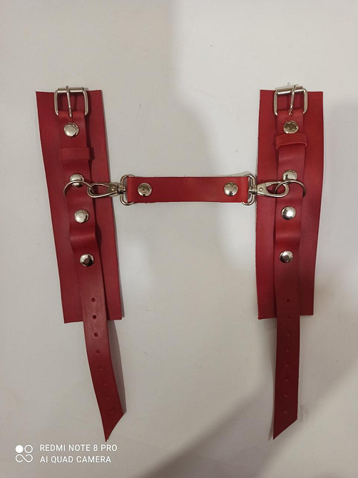 Премиум наручники из натуральной кожи Soft Skin BDSM Desire красный Sex Aura Киев - изображение 1