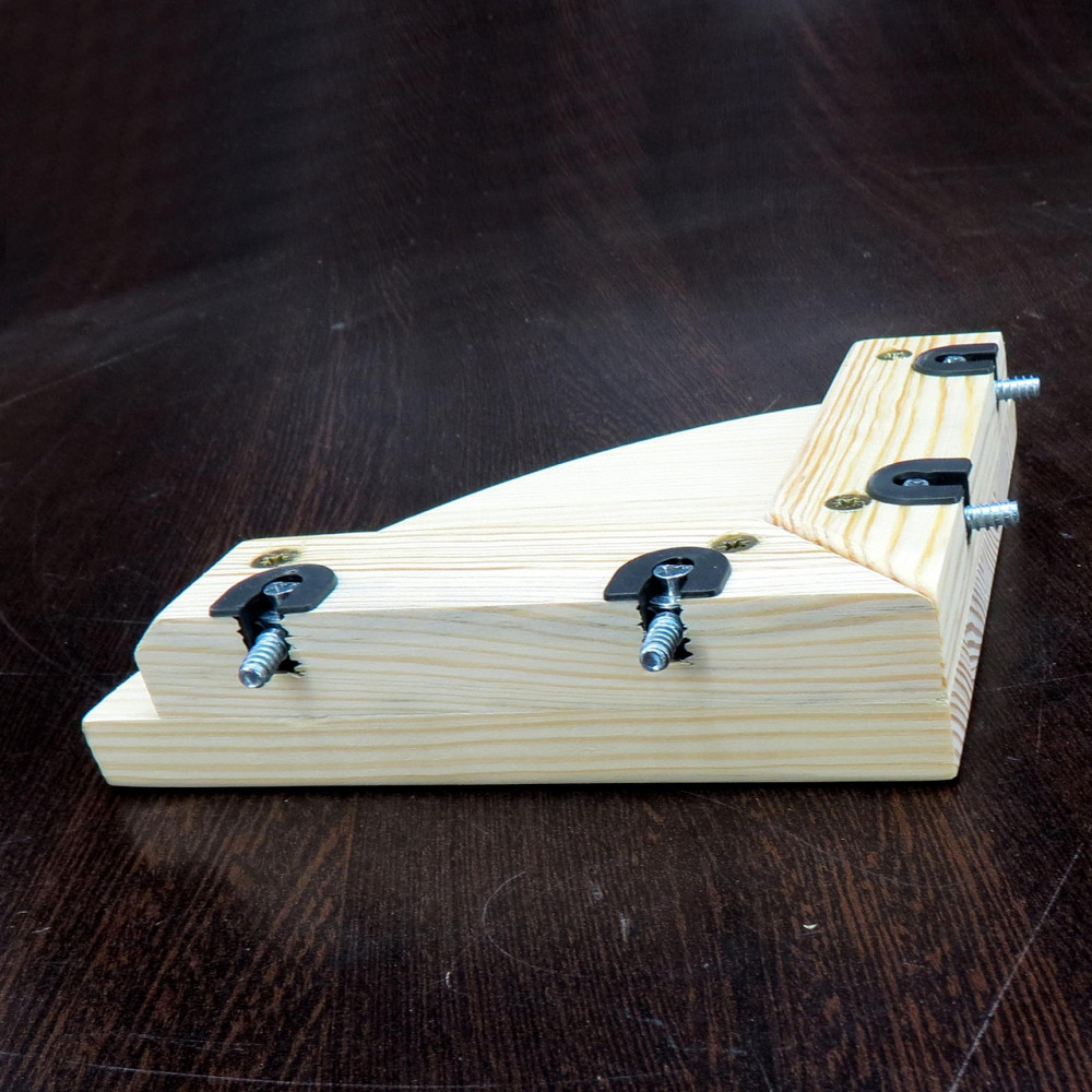 Угловая настенная полка 